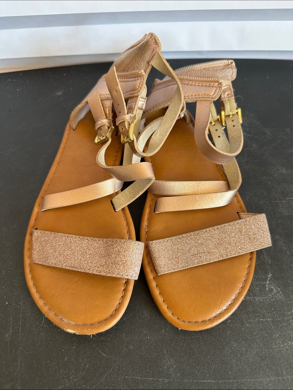 Rampage Girls Size 2 Pink Zip Back Strappy Summer Sandals Shoes